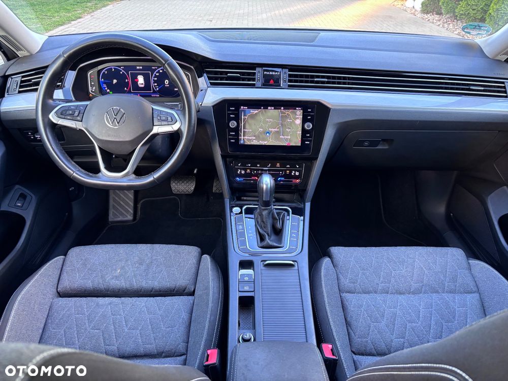 Volkswagen Passat 2.0 TDI SCR DSG Comfortline - 21