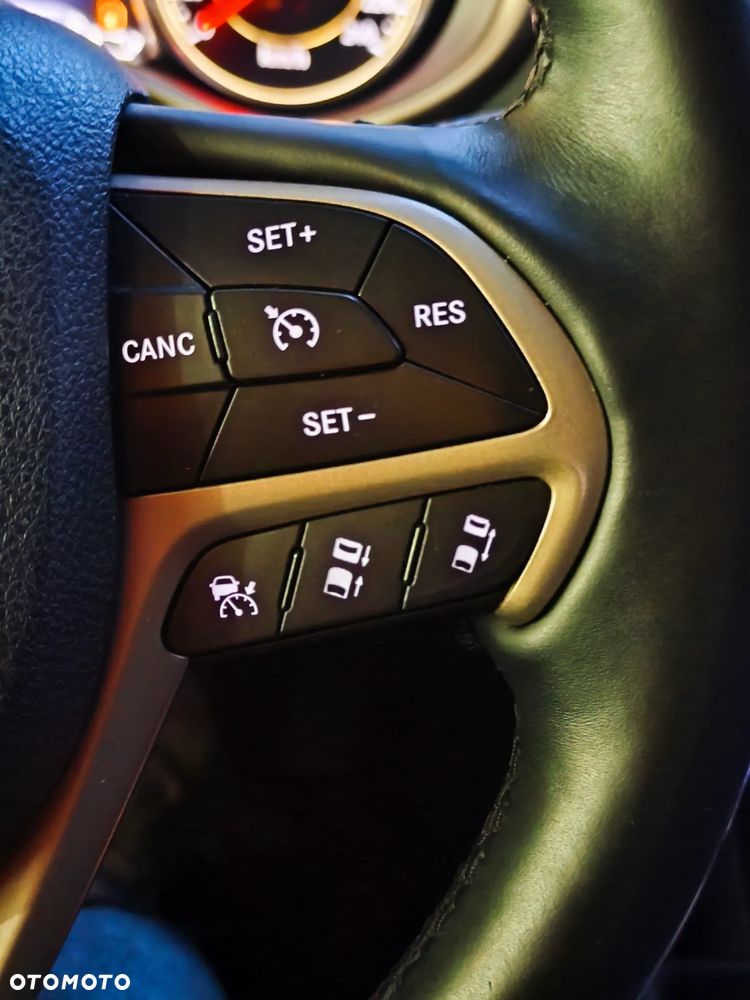 Jeep Cherokee 3.2 V6 Active Drive I Limited - 29