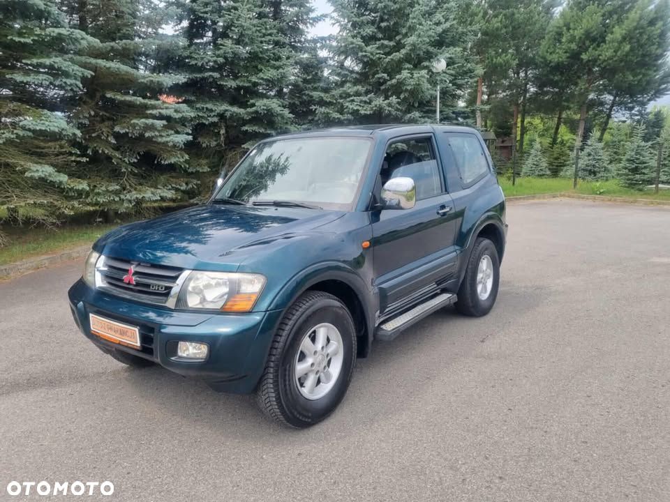 Mitsubishi Pajero - 1