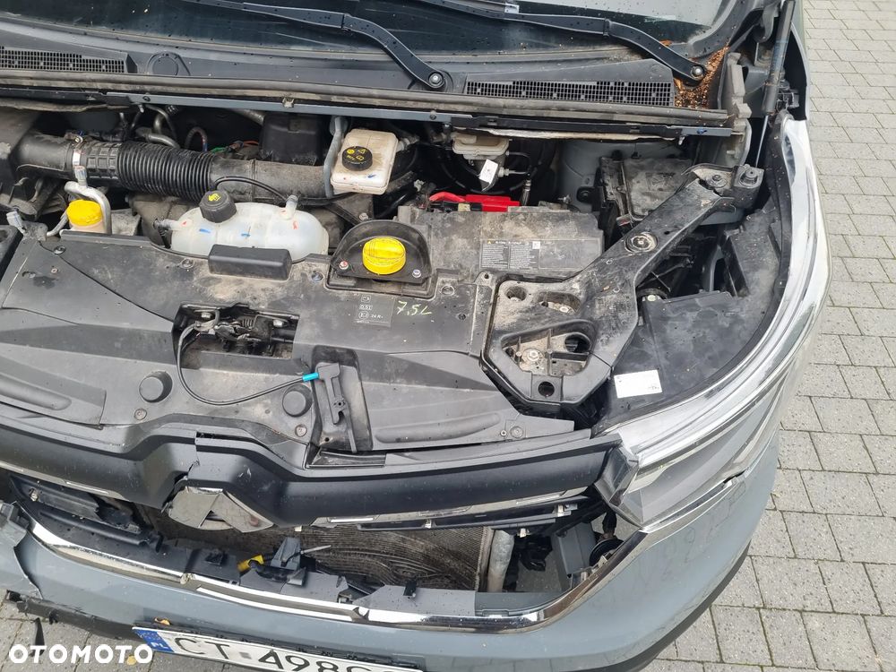 Renault Trafic - 18