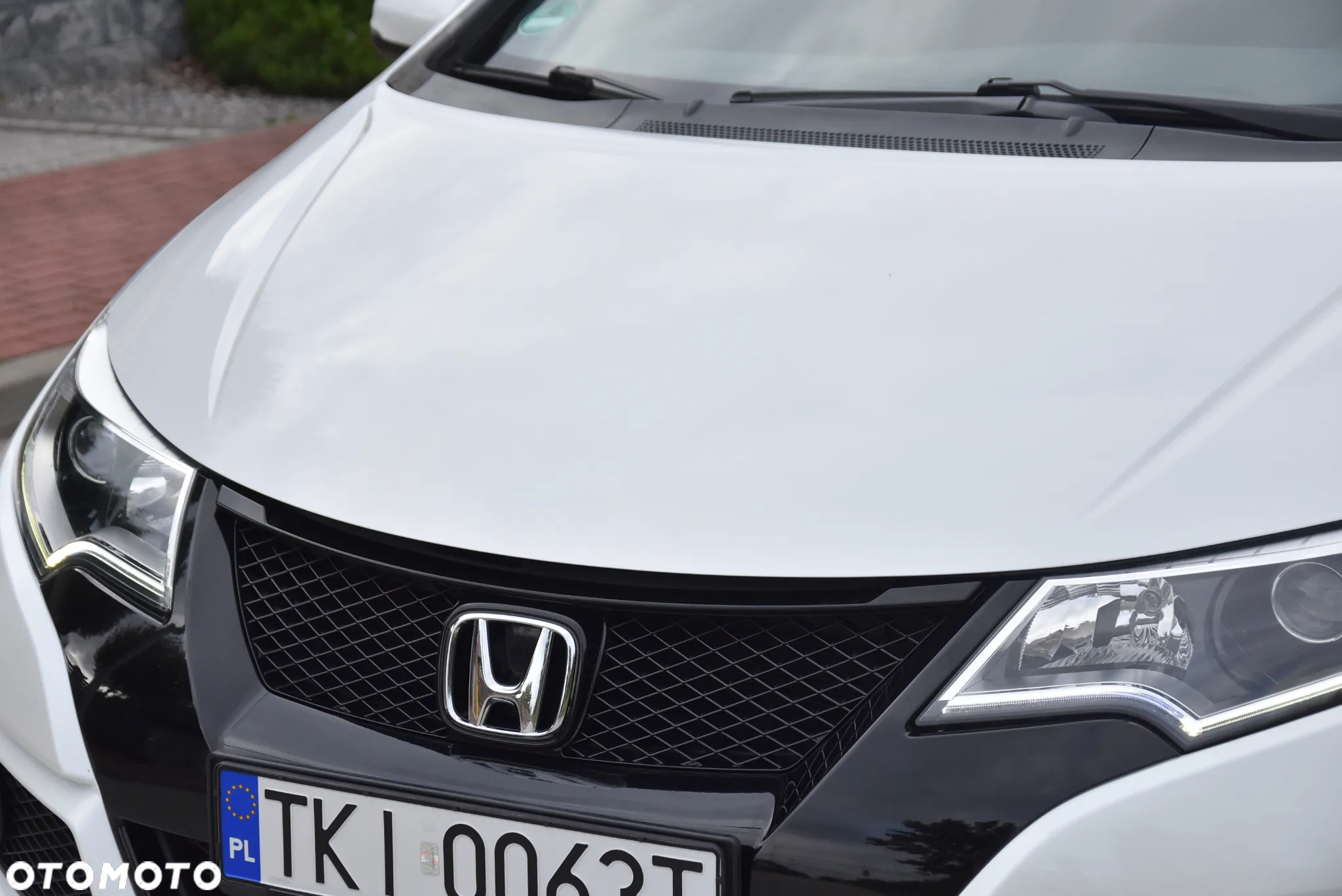 Honda Civic 1.8 i-VTEC Sport Black Edition - 14