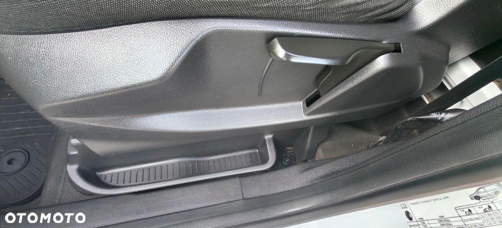 Ford Transit Connect - 20