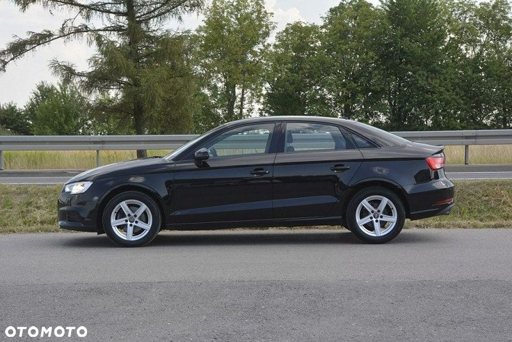 Audi A3 Limousine 1.6 TDI clean diesel Attraction - 4