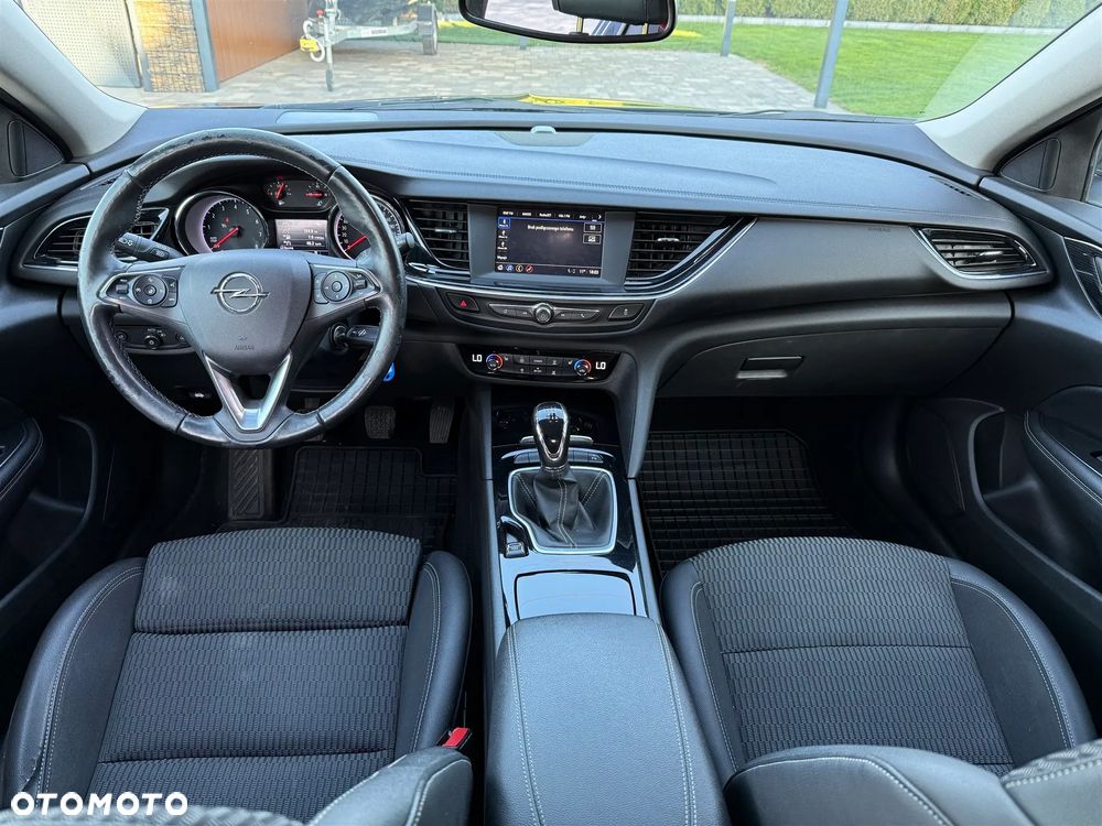 Opel Insignia 1.5 T Innovation S&S - 12