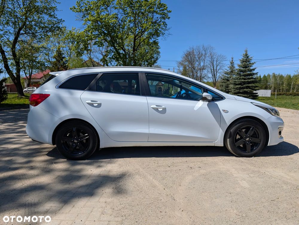 Kia Ceed - 5