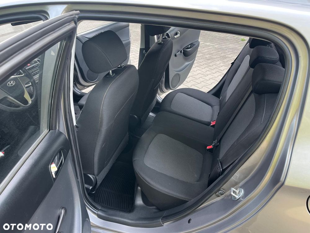 Hyundai i20 1.25 Comfort - 12