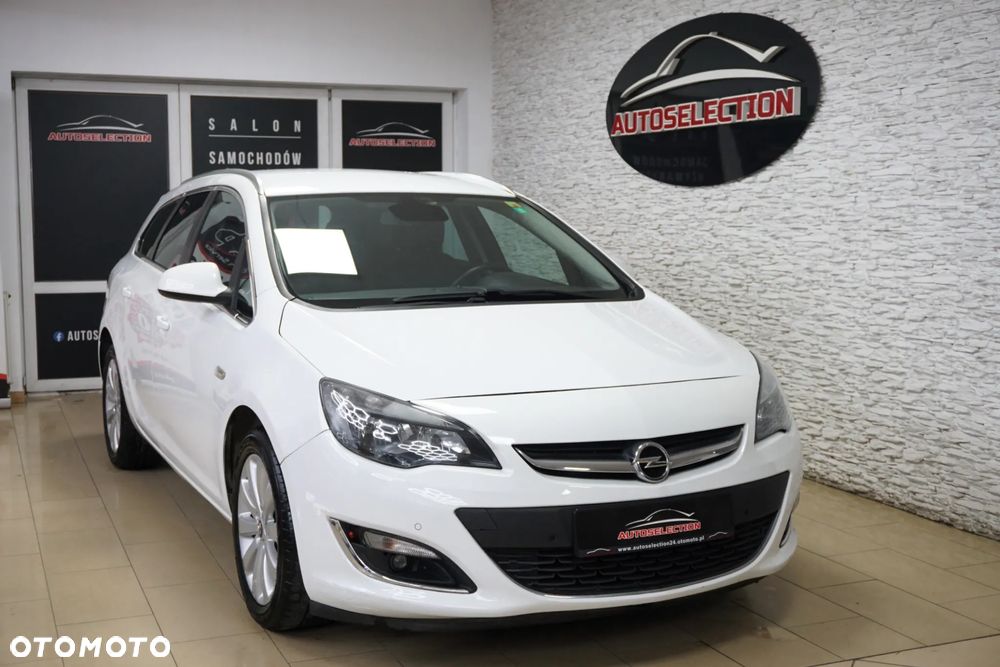 Opel Astra 1.4 Turbo Cosmo - 1