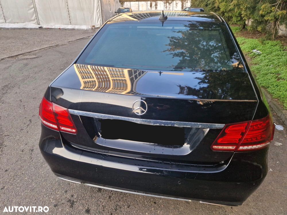 Mercedes-Benz E 220 BlueTEC BlueEFFICIENCY Edition 9G-TRONIC Avantgarde - 2