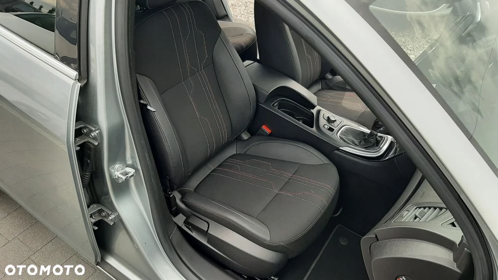 Opel Insignia - 5