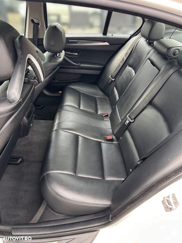 BMW Seria 5 520d xDrive Aut. Luxury Line - 10