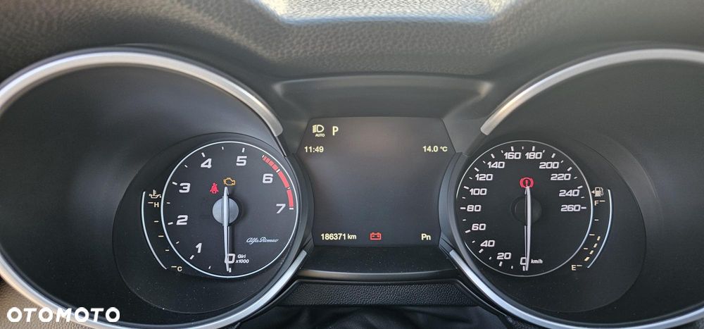 Alfa Romeo Stelvio 2.0 Turbo TI Q4 - 16