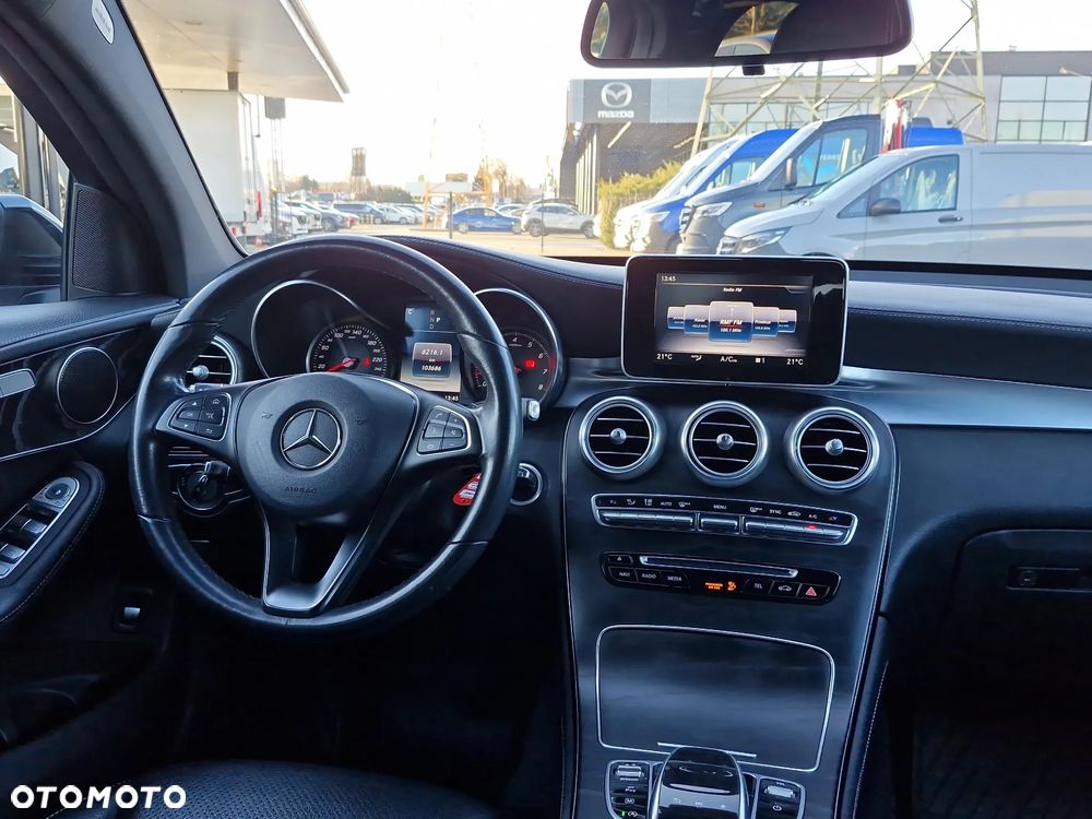 Mercedes-Benz GLC - 22