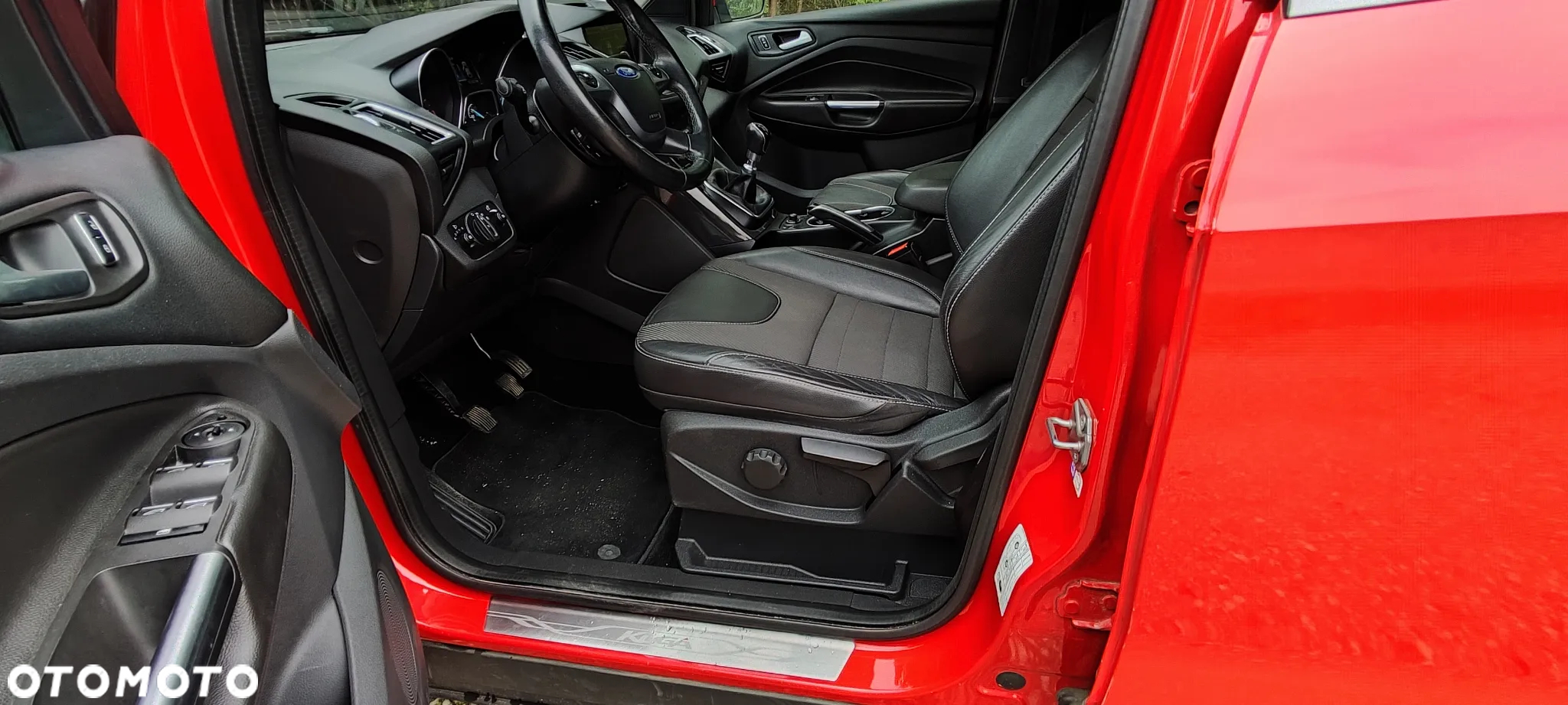 Ford Kuga 2.0 TDCi 2x4 Titanium - 7