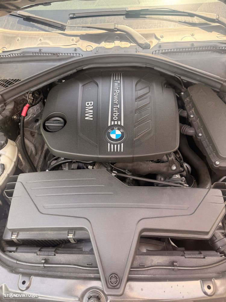 BMW 320 d Aut. Sport Line - 15