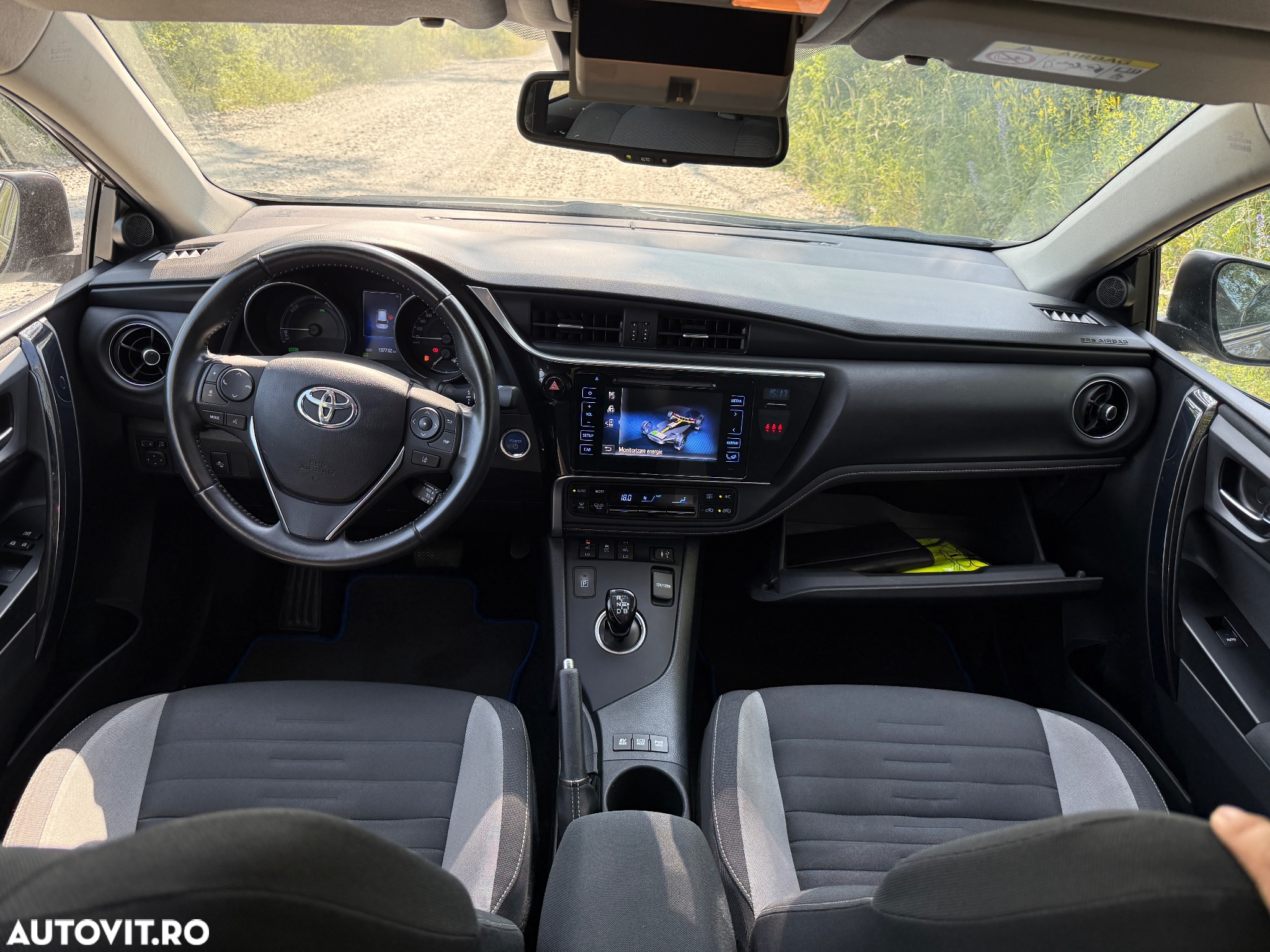 Toyota Auris 1.8 VVT-i Hybrid Automatik Touring Sports Edition - 12