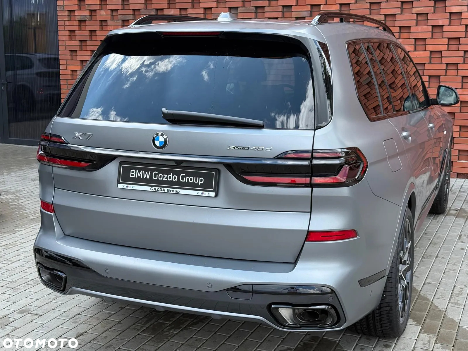 BMW X7 - 7