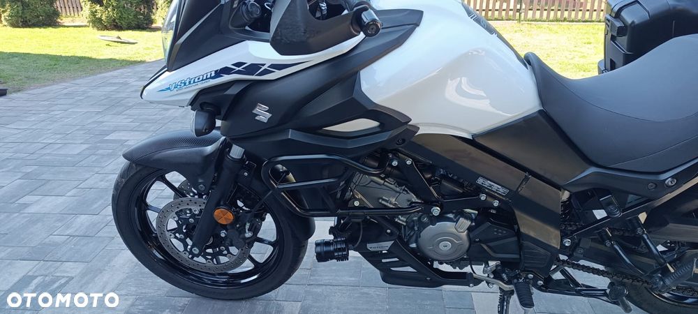 Suzuki V-STROM - 23