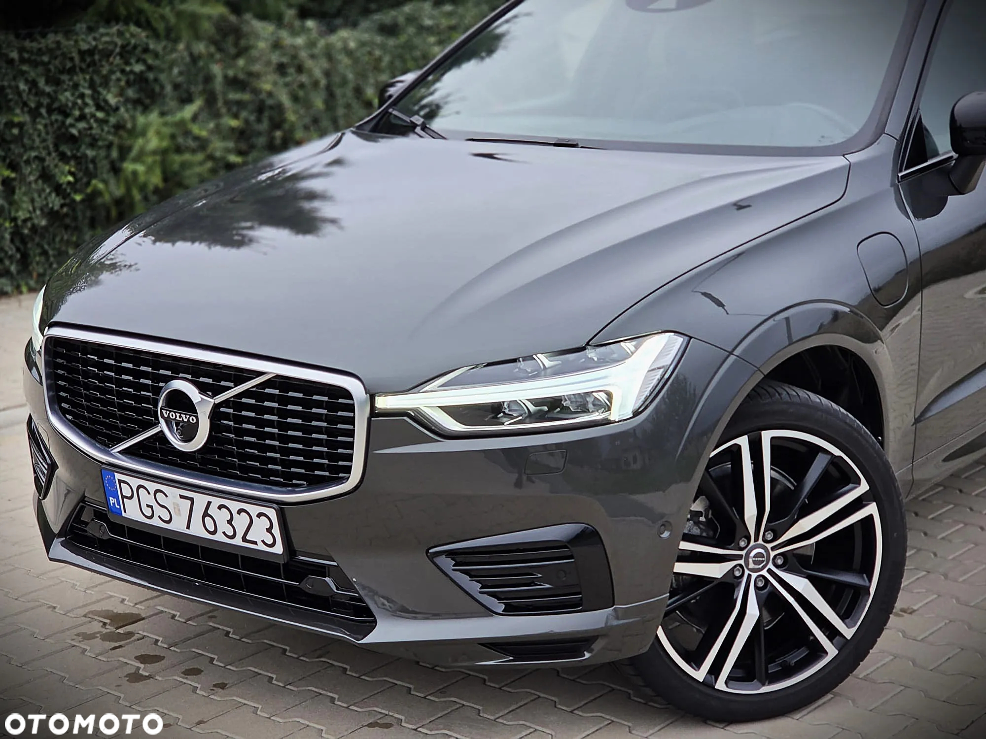 Volvo XC 60 T8 Twin Engine AWD Geartronic RDesign - 6