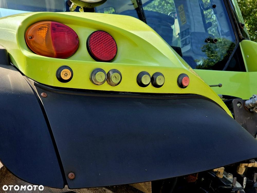 Claas AXION 810 CMATIC - 24