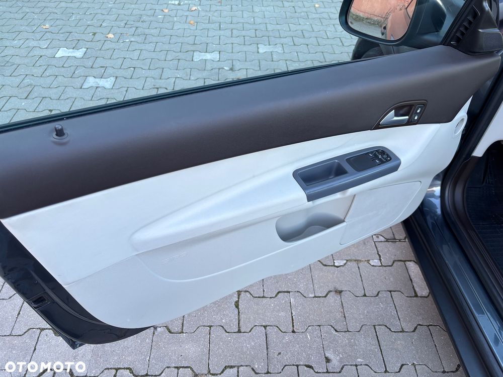 Volvo C30 1.6D DRIVe Momentum - 10