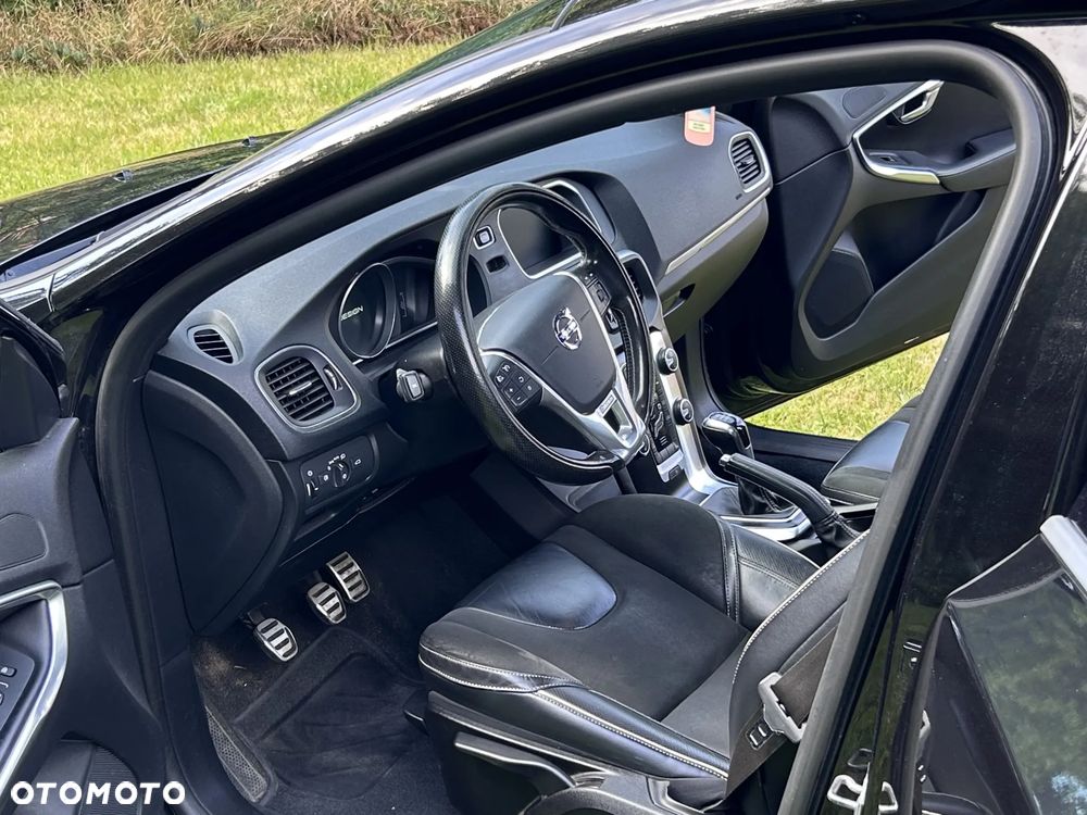 Volvo V40 D2 Kinetic - 12