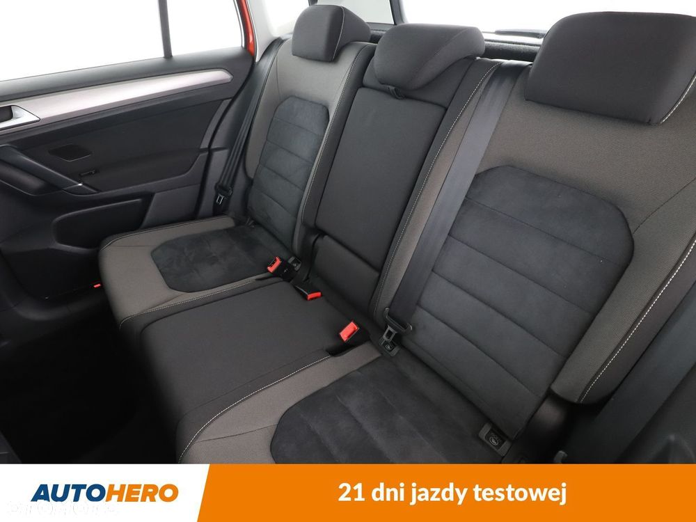 Volkswagen Golf Sportsvan - 14
