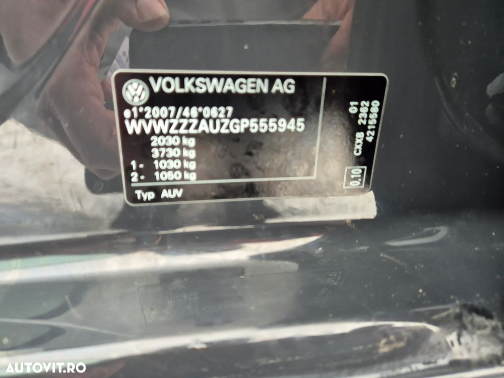 Volkswagen Golf 1.6 TDI 4Motion BlueMotion Technology Lounge - 34