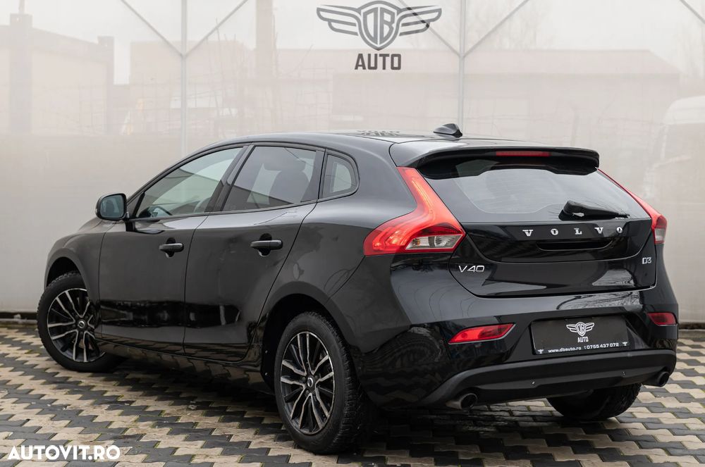 Volvo V40 D3 Geartronic Momentum - 9