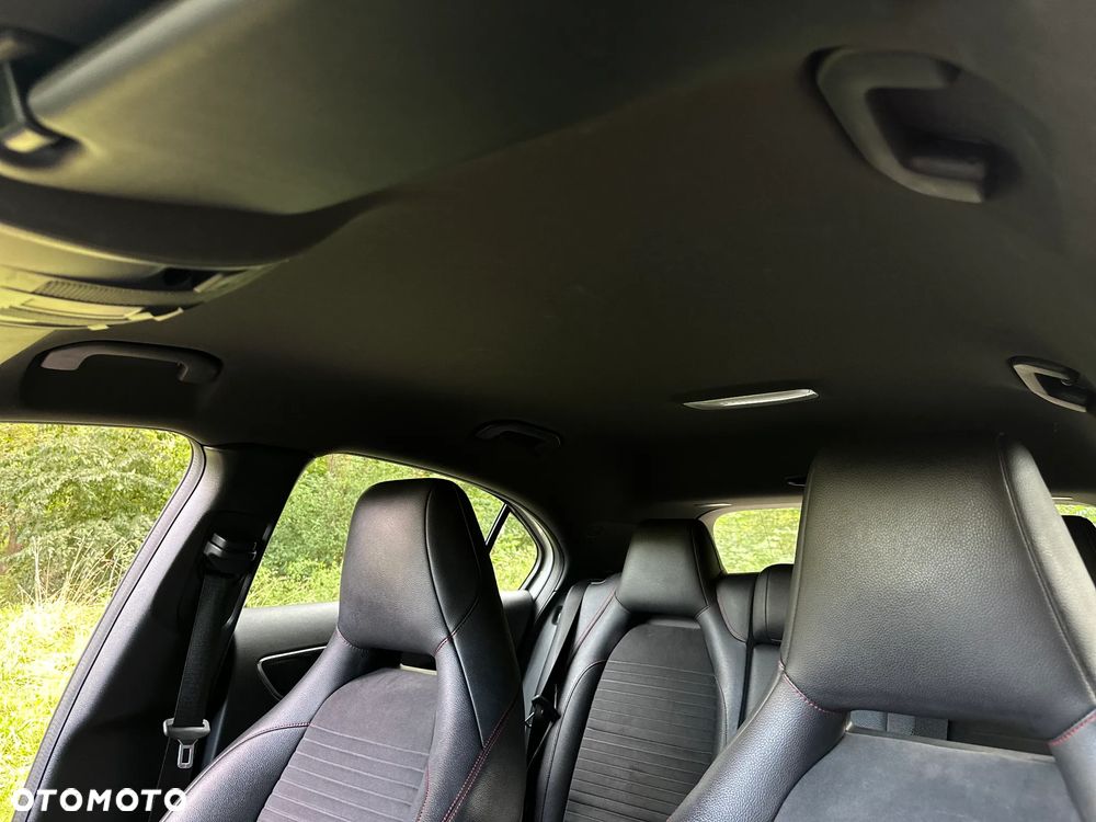 Mercedes-Benz Klasa A 180 AMG Line - 14