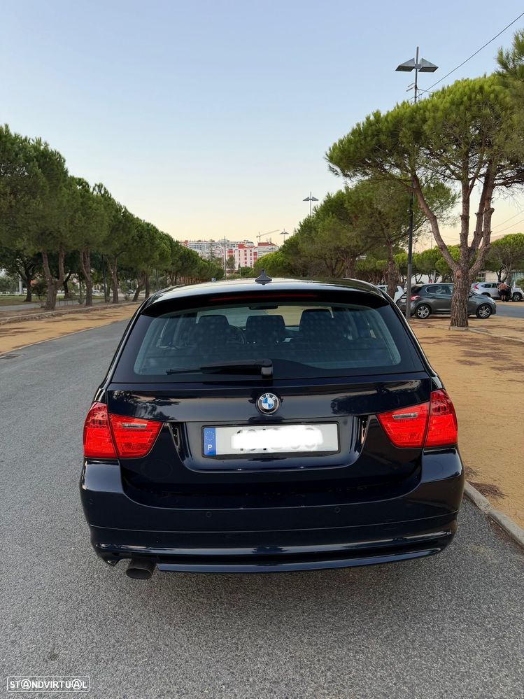 BMW 318 d Navigation Sport — fotografia 6