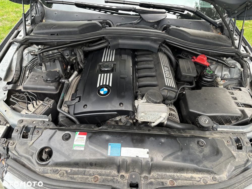 BMW Seria 5 530i - 11