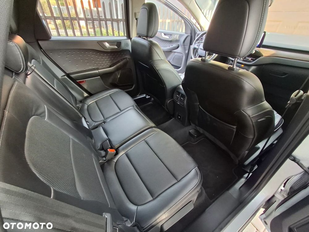 Ford Escape 2.0 EcoBoost AWD Titanium - 19