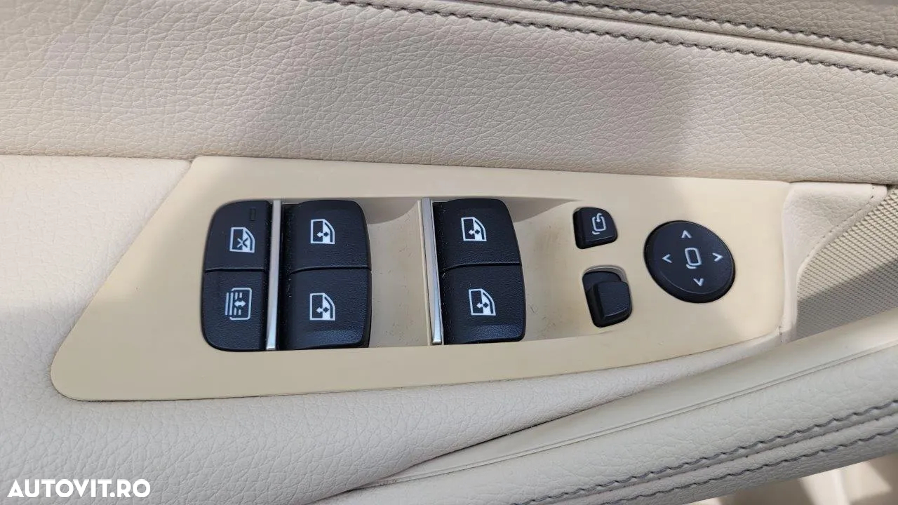 BMW Seria 5 530e iPerformance Aut. - 24