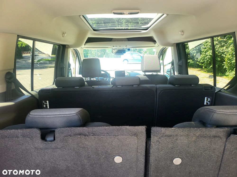 Ford Tourneo Connect Grand - 11