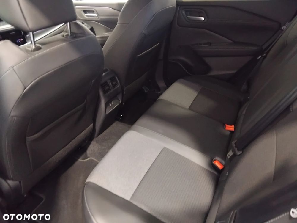 Nissan Qashqai 1.3 DIG-T MHEV N-Connecta - 6