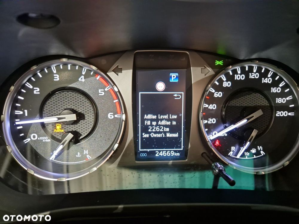 Toyota Hilux 2.8 D-4D Double Cab SR5 4x4 - 13