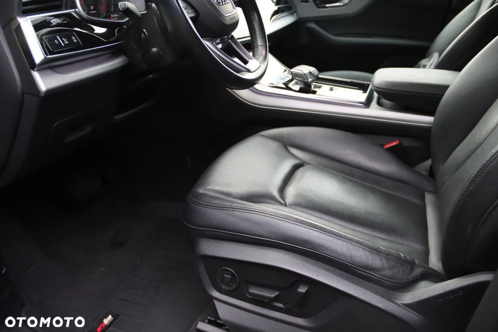 Audi Q7 45 TDI mHEV Quattro S Line Tiptr - 14