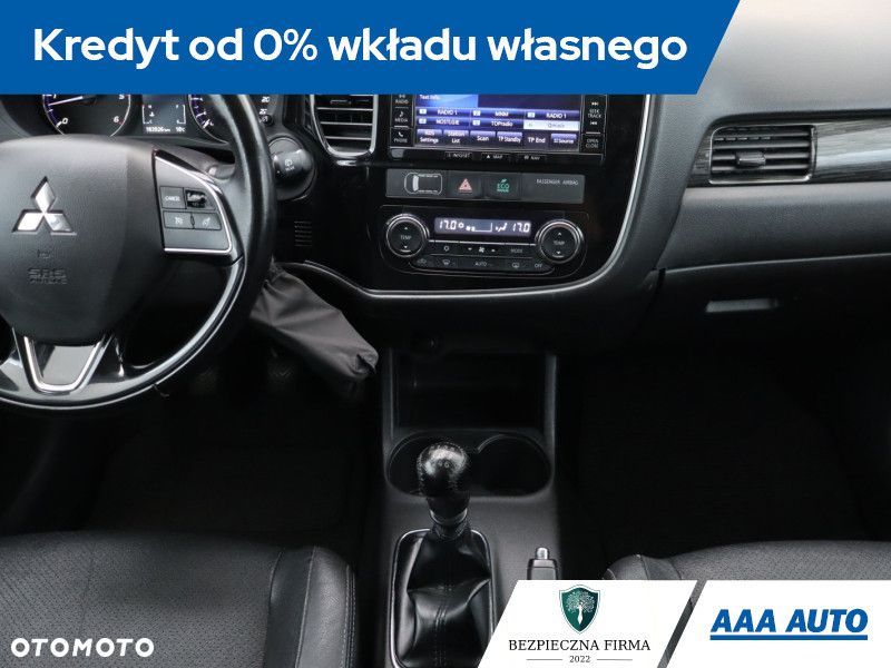 Mitsubishi Outlander - 14