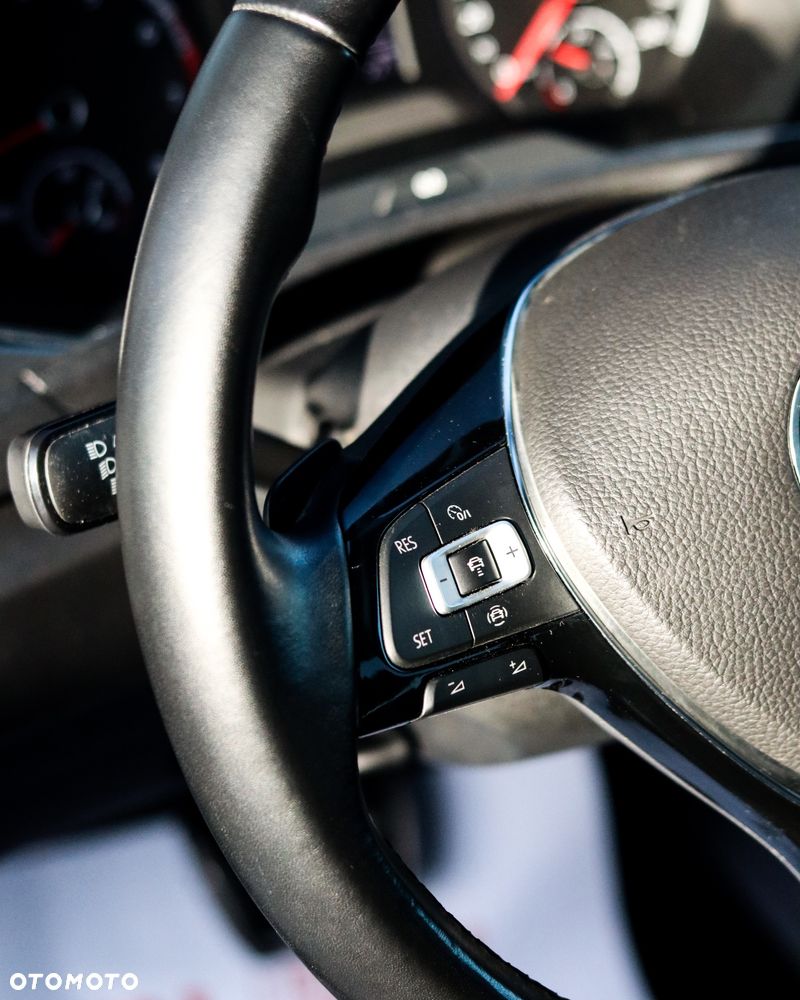 Volkswagen T-Roc 1.5 TSI OPF DSG ACTIVE - 11