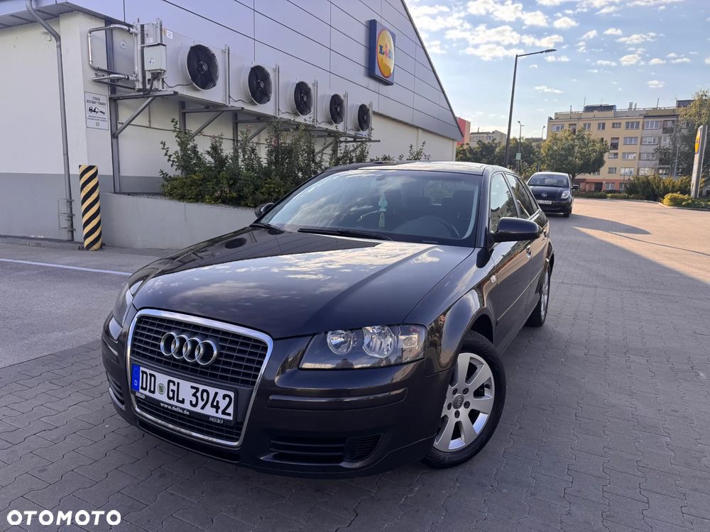 Audi A3 Sportback 1.9 TDI DPF Attraction - 1