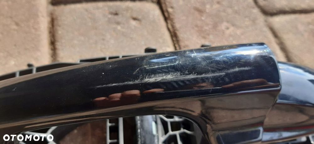 Ford Fiesta MK8 Klamka Drzwi Prawy Przód - 2