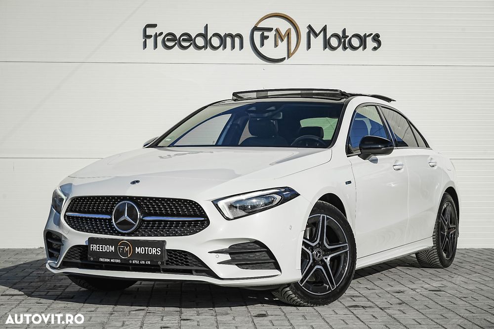 Mercedes-Benz A 250 e 8G-DCT AMG Line - 2