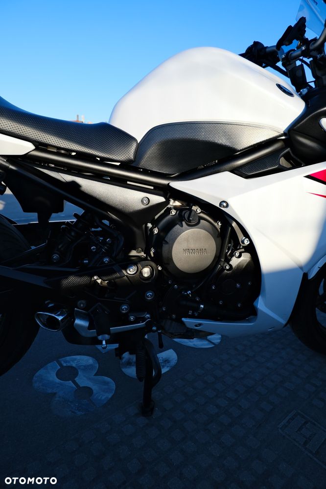 Yamaha XJ - 16