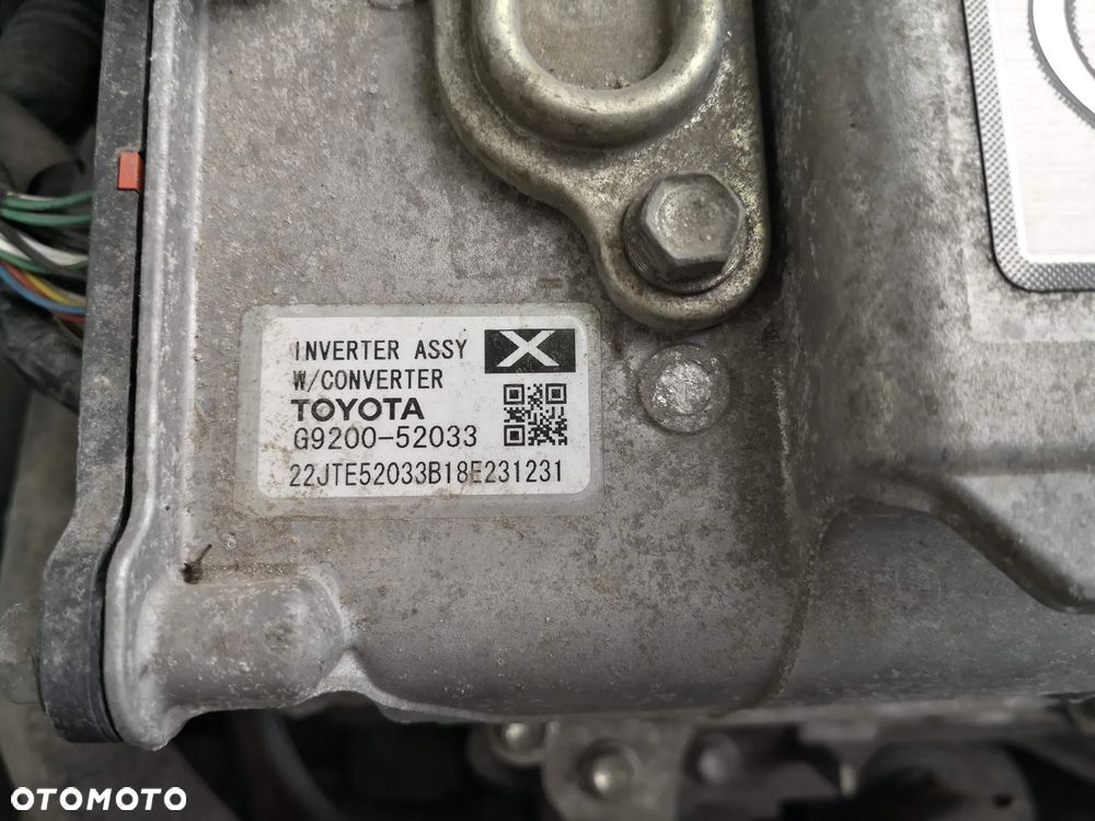 Toyota Yaris Hybrid 100 Premium EU6 - 23
