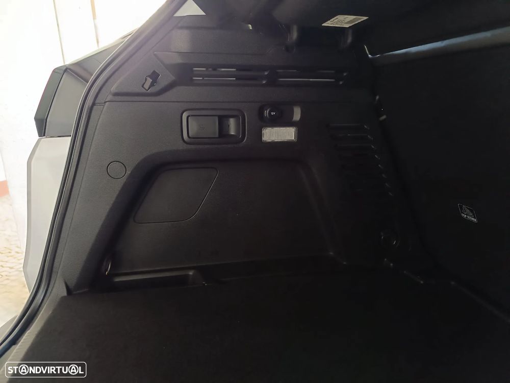 Peugeot 3008 1.2 PureTech Allure Pack - 35