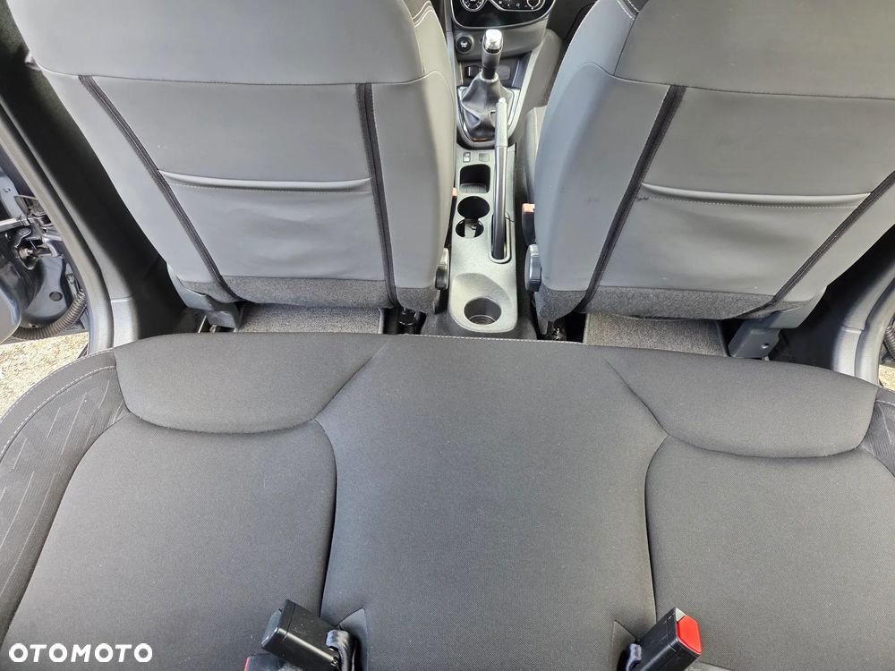 Renault Clio TCe 90 Limited - 33
