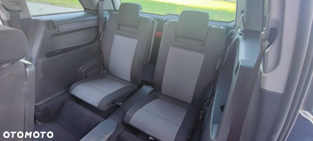 Opel Zafira 1.6 Cosmo - 25