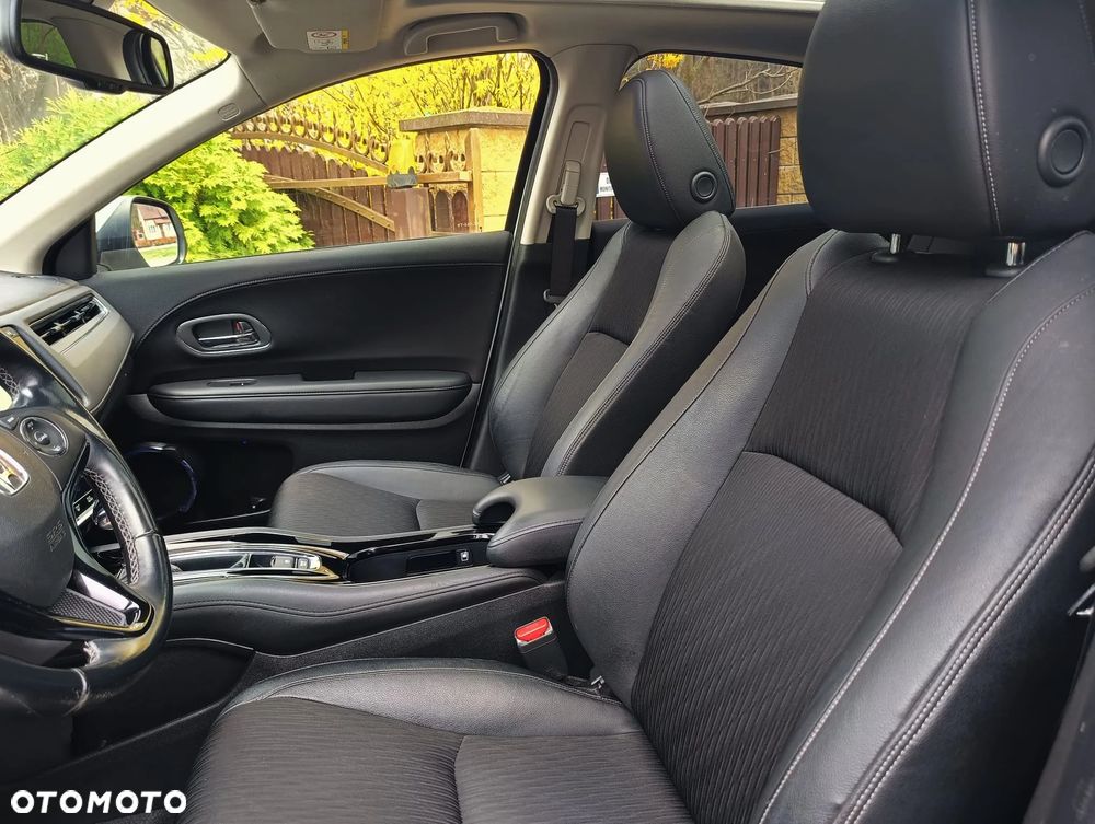 Honda HR-V 1.5 i-VTEC CVT Executive - 23