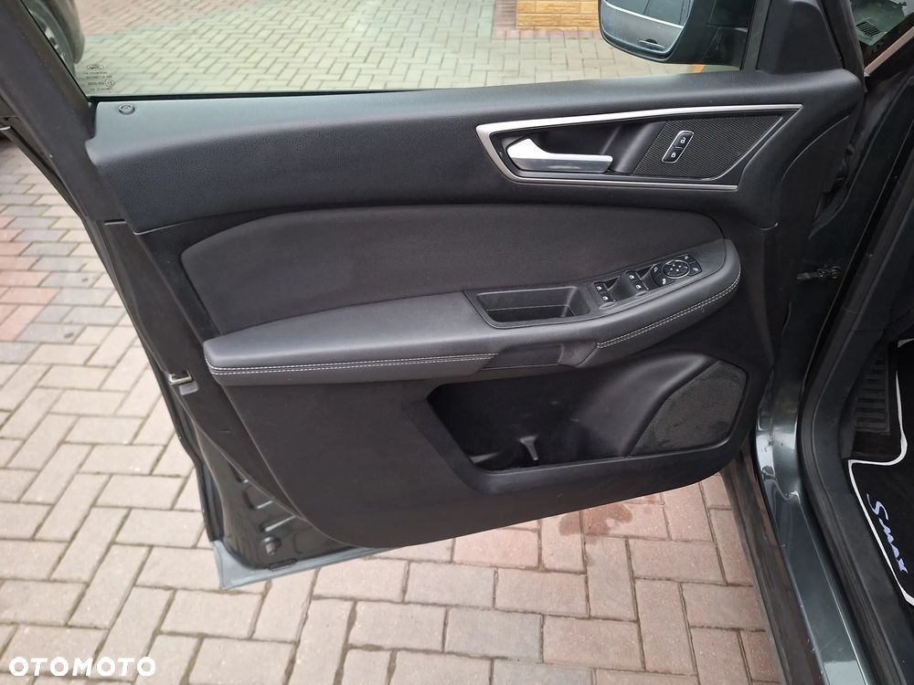 Ford S-Max 2.0 TDCi Titanium - 16