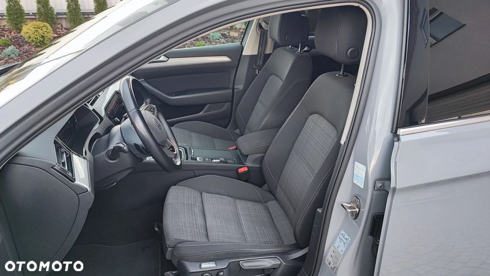 Volkswagen Passat 2.0 TSI Business DSG - 15